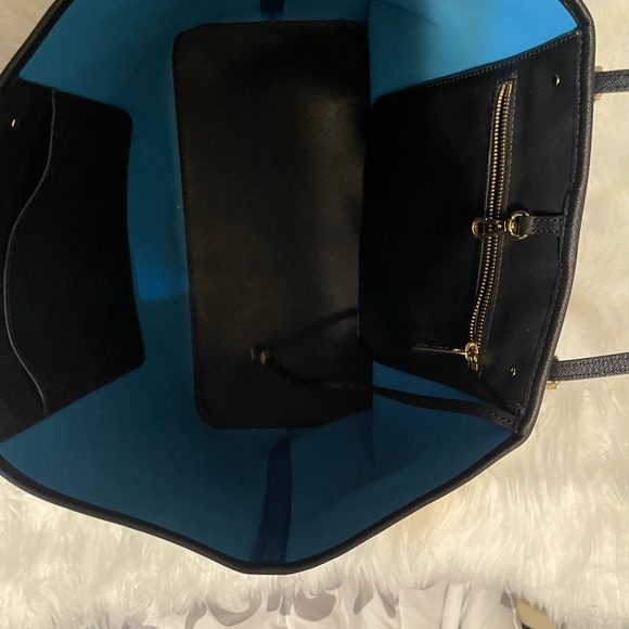 MICHAEL KORS JET SET TRAVEL DECO TURQUOISE BLACK WHITE TOTE -LARGE - Picture 4 of 7